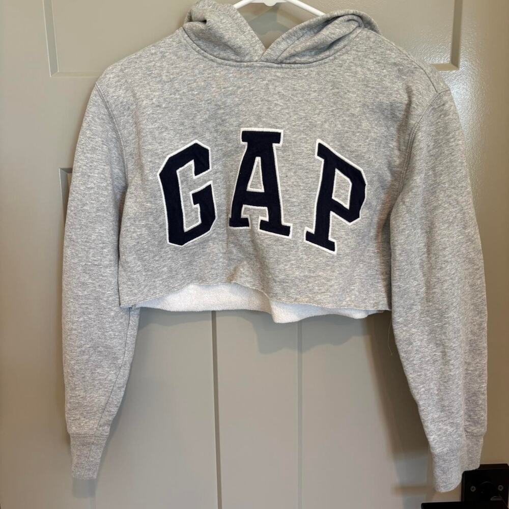 Cropped Gap Hoodie- Gray and Black-Kids XL, but worn as a womens XS